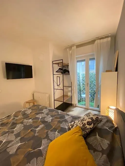 Apartment Moscova Moderno E Centrale Bilocale Con Soppalco Milan Italy